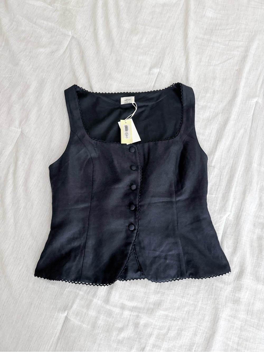 Aritzia Wilfred Medium Black Linen Vest